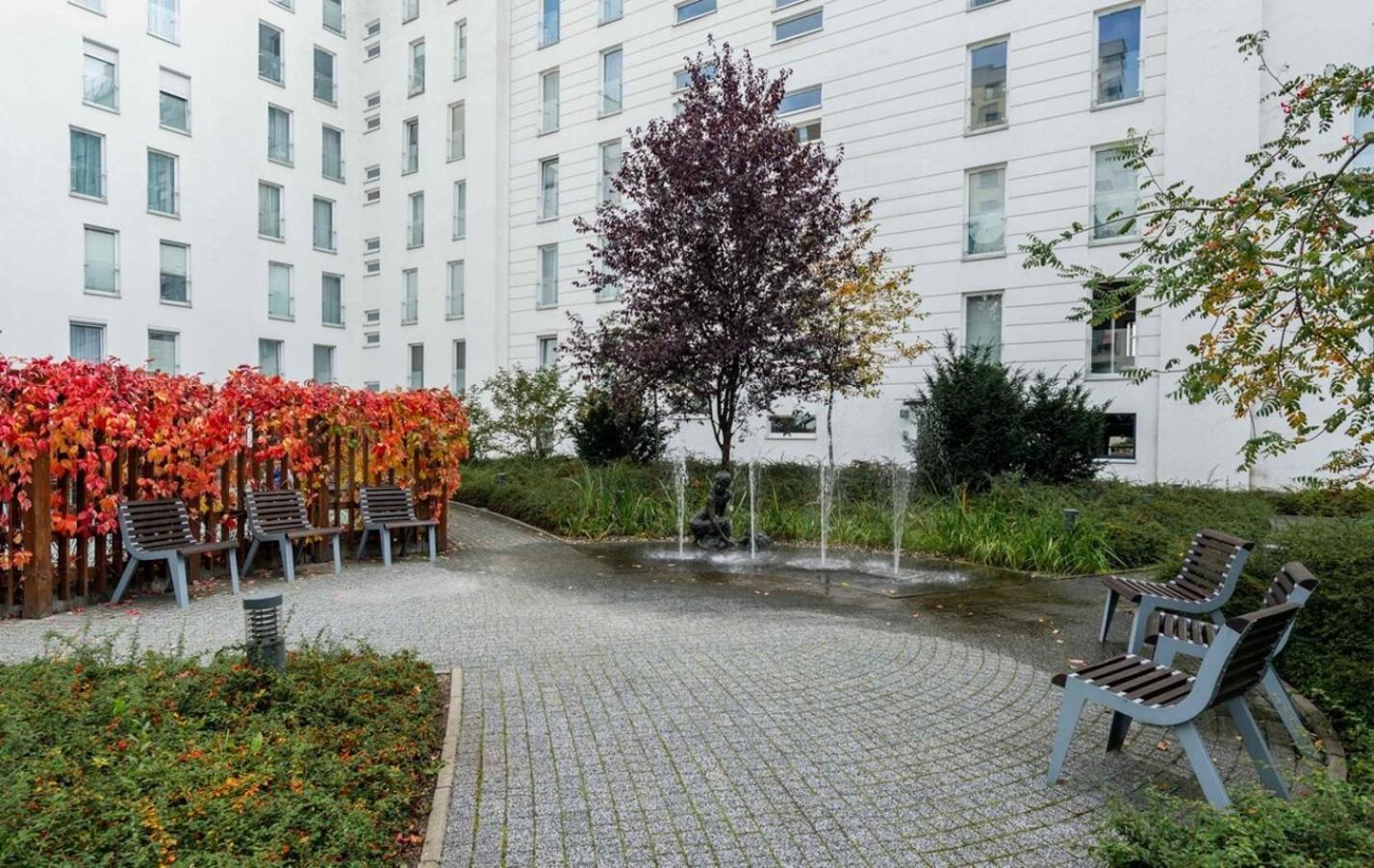 Stawki Watermelon Apartment Варшава Екстериор снимка