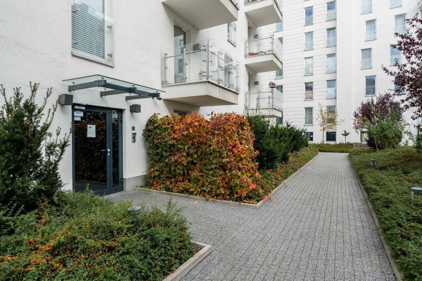 Stawki Watermelon Apartment Варшава Екстериор снимка